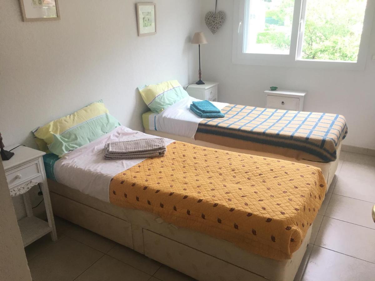 Fleur De Mai Apartment โรกบรูน-กัป-มาร์แต็ง ภายนอก รูปภาพ