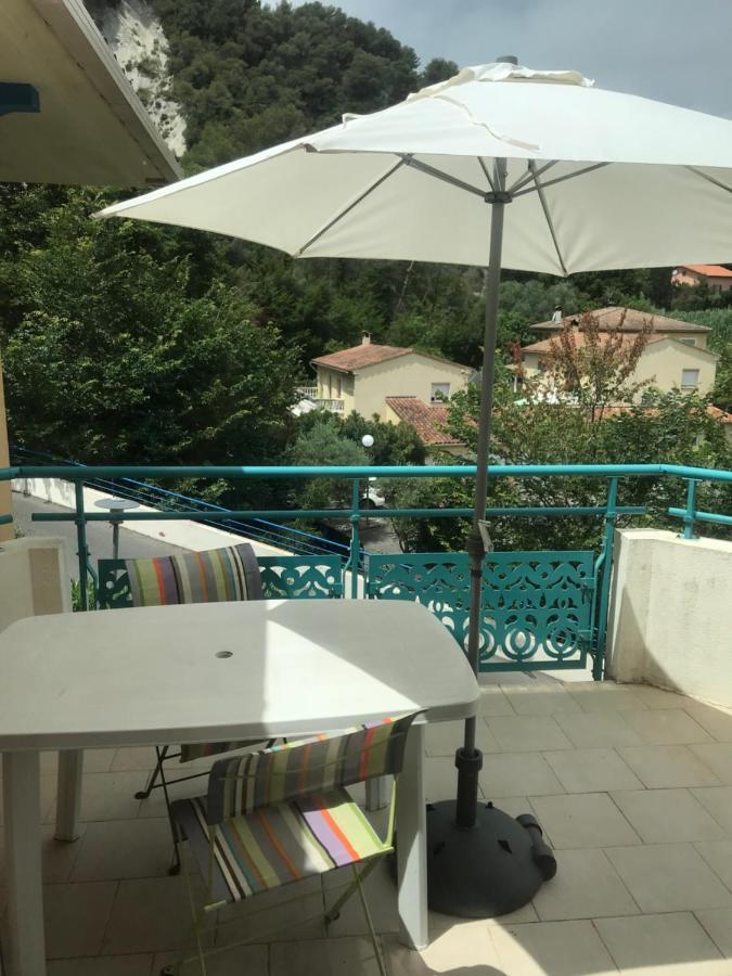 Fleur De Mai Apartment โรกบรูน-กัป-มาร์แต็ง ภายนอก รูปภาพ