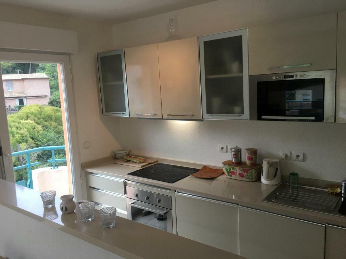 Fleur De Mai Apartment โรกบรูน-กัป-มาร์แต็ง ภายนอก รูปภาพ