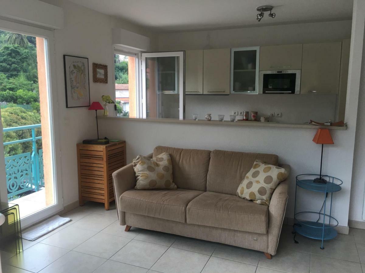 Fleur De Mai Apartment โรกบรูน-กัป-มาร์แต็ง ภายนอก รูปภาพ